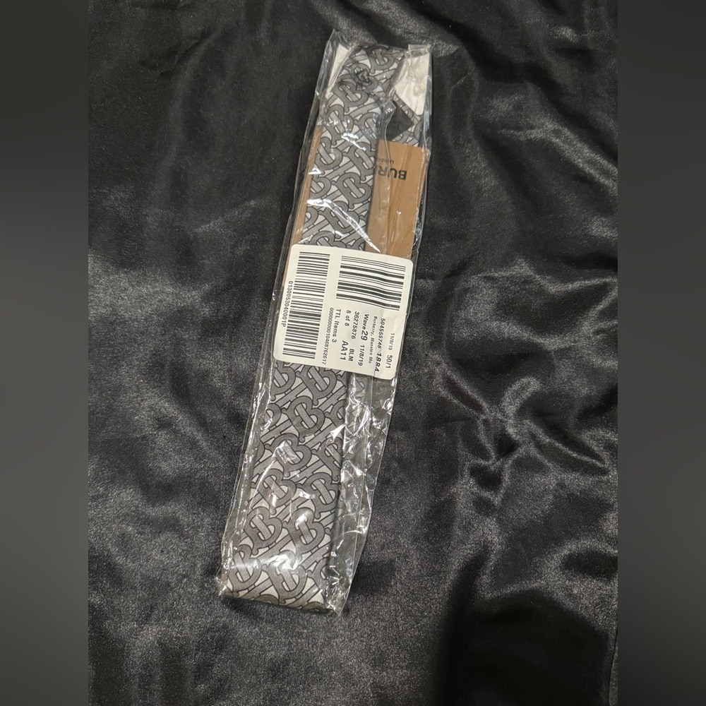 Burberry Logo letter TB 100% Silk Tie Mid Grey